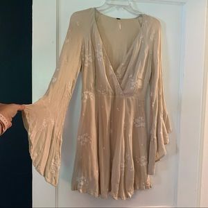 Free People Cream/White Bell Sleeves Mini Dress size 4